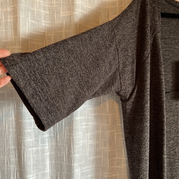 Cardigan - Picture 4 of 11